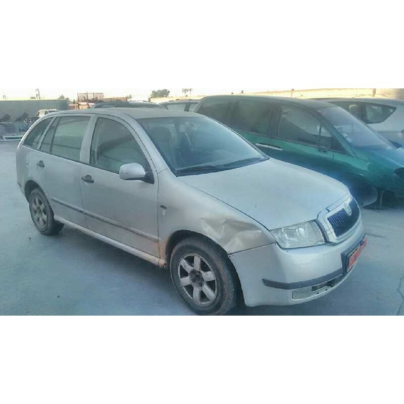 SKODA FABIA FAMILIAR (6Y5)