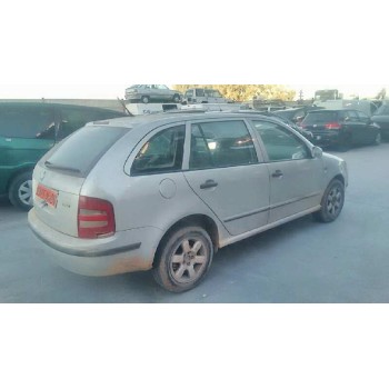 skoda fabia familiar (6y5) del año 2001
