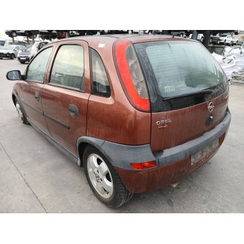 opel corsa c del año 2001