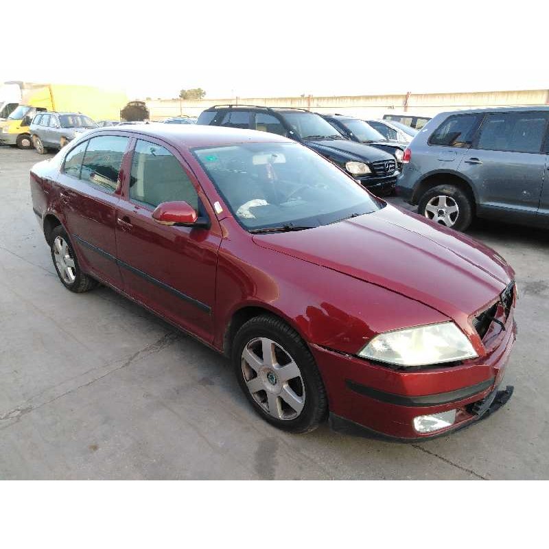 SKODA OCTAVIA BERLINA (1Z3)