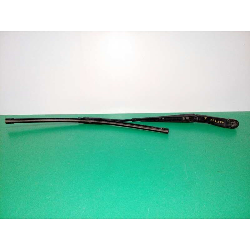 Recambio de brazo limpia delantero izquierdo para volvo xc90 d5 summum referencia OEM IAM 30655610  