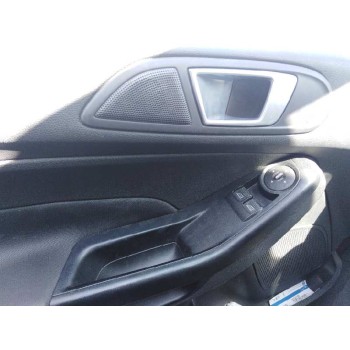 ford fiesta (ccn) del año 2013