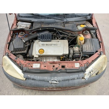 opel corsa c del año 2001