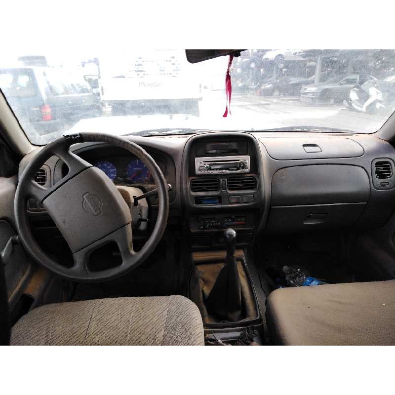 NISSAN PICK UP (D22) 2001
