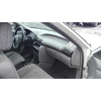 opel astra f berlina del año 1993