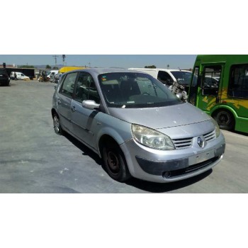 renault scenic ii del año 2004
