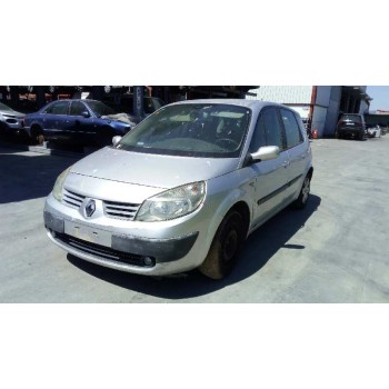 renault scenic ii del año 2004