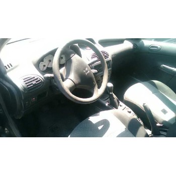 peugeot 206 berlina del año 2003