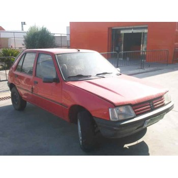 peugeot 205 berlina del año 1991