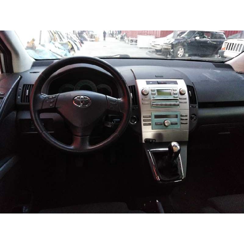 TOYOTA COROLLA Verso (ZER_, ZZE12_, R1_) 2005