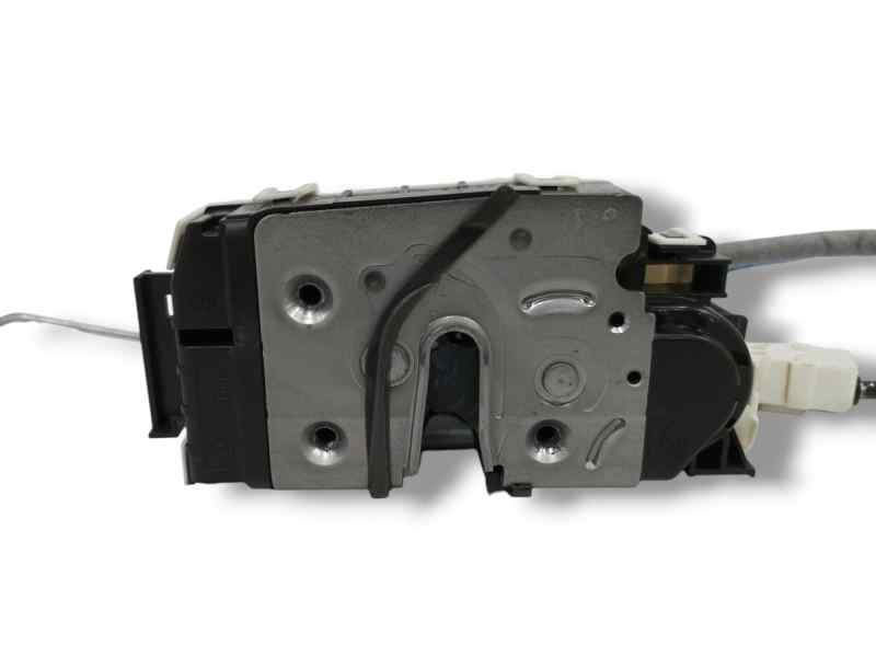 Recambio de cerradura puerta delantera derecha para mercedes-benz clase gla (w156) 200 cdi referencia OEM IAM A1667200435  