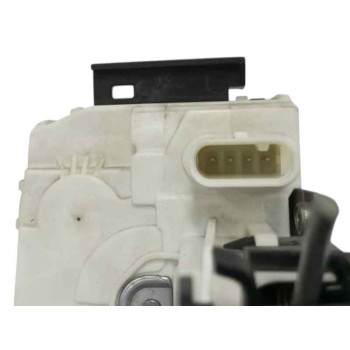 Recambio de cerradura puerta delantera derecha para mercedes-benz clase gla (w156) 200 cdi referencia OEM IAM A1667200435  
