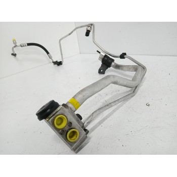 Recambio de tubos aire acondicionado para kia carens iii monospace (un) 2.0 crdi 140 referencia OEM IAM   