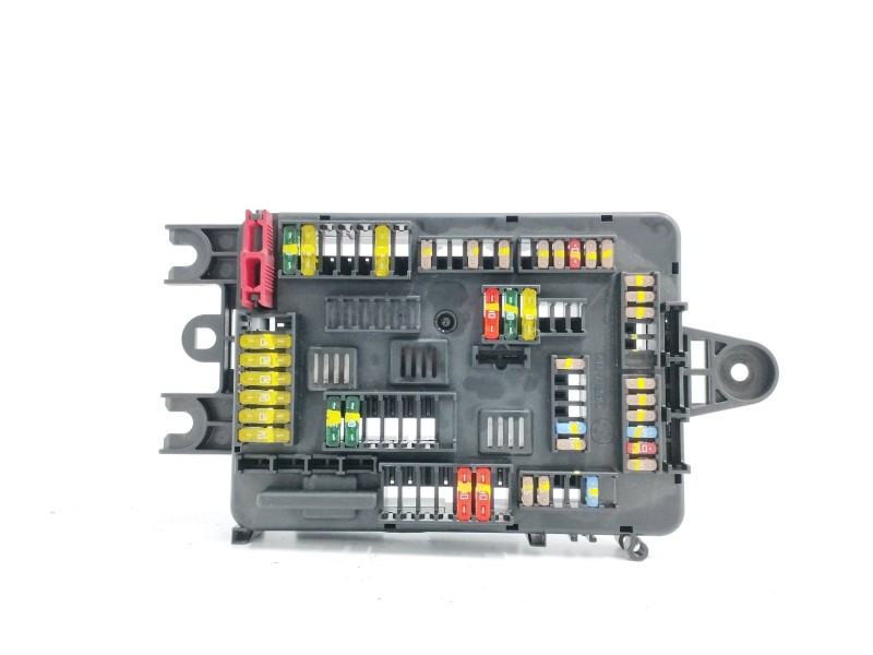 Recambio de caja reles / fusibles para bmw serie 1 lim. (f21) 2.0 turbodiesel referencia OEM IAM 61149261111 9261111 