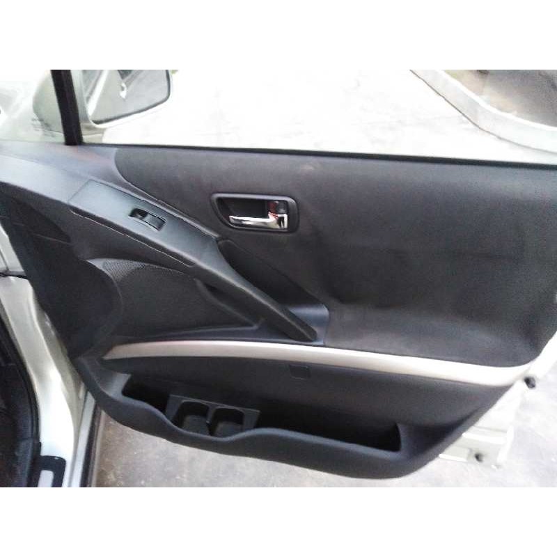 TOYOTA COROLLA Verso (ZER_, ZZE12_, R1_) 2005