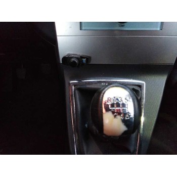 toyota corolla verso (r1) del año 2005