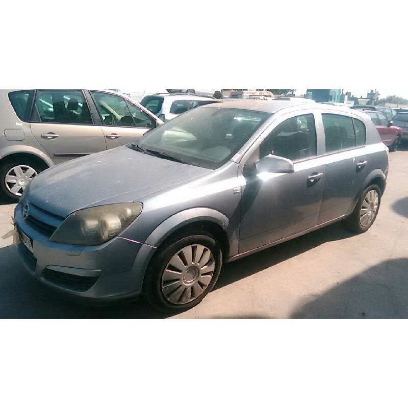 opel astra h berlina del año 2004