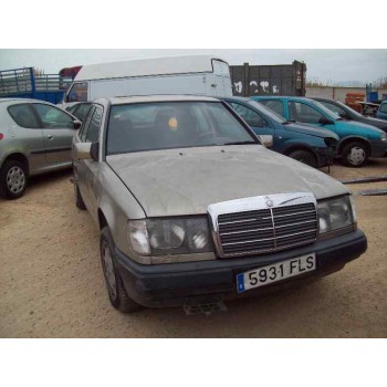 mercedes-benz clase e (w124) berlina del año 1986