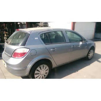 opel astra h berlina del año 2004