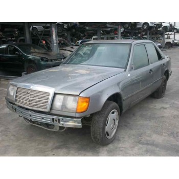 mercedes-benz clase e (w124) berlina del año 1988