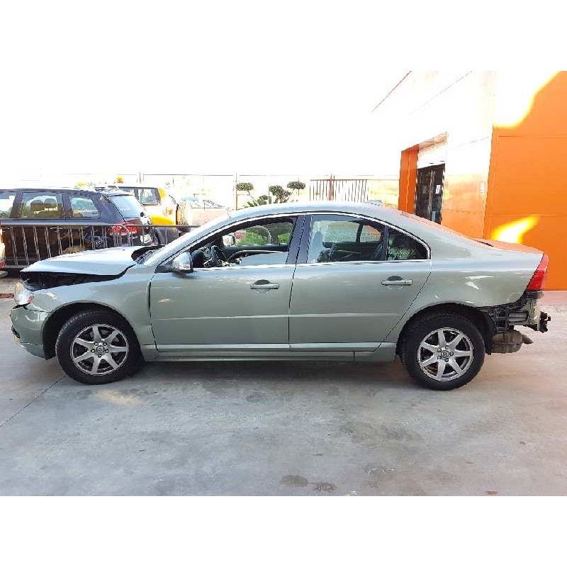VOLVO S80 II (124) 2009