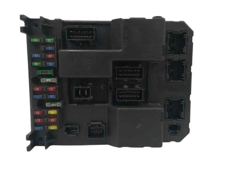 Recambio de caja reles / fusibles para peugeot 307 (s1) 1.6 hdi referencia OEM IAM 9651197680A  