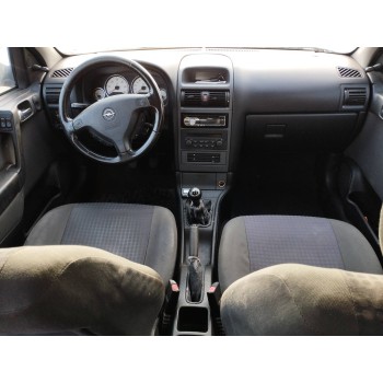 opel astra g berlina del año 2003