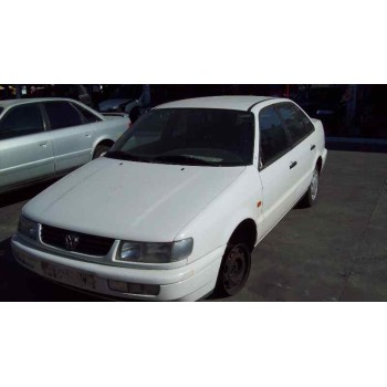 volkswagen passat berlina (3a2) del año 1994
