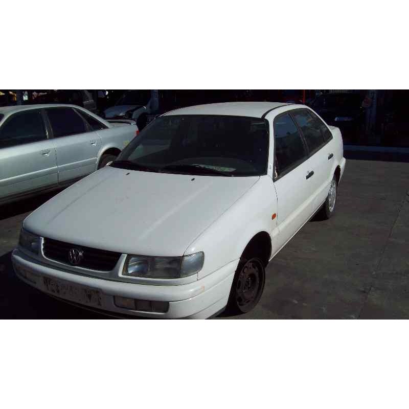 volkswagen passat berlina (3a2) del año 1994