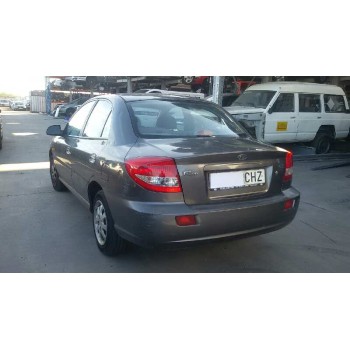 kia rio del año 2003