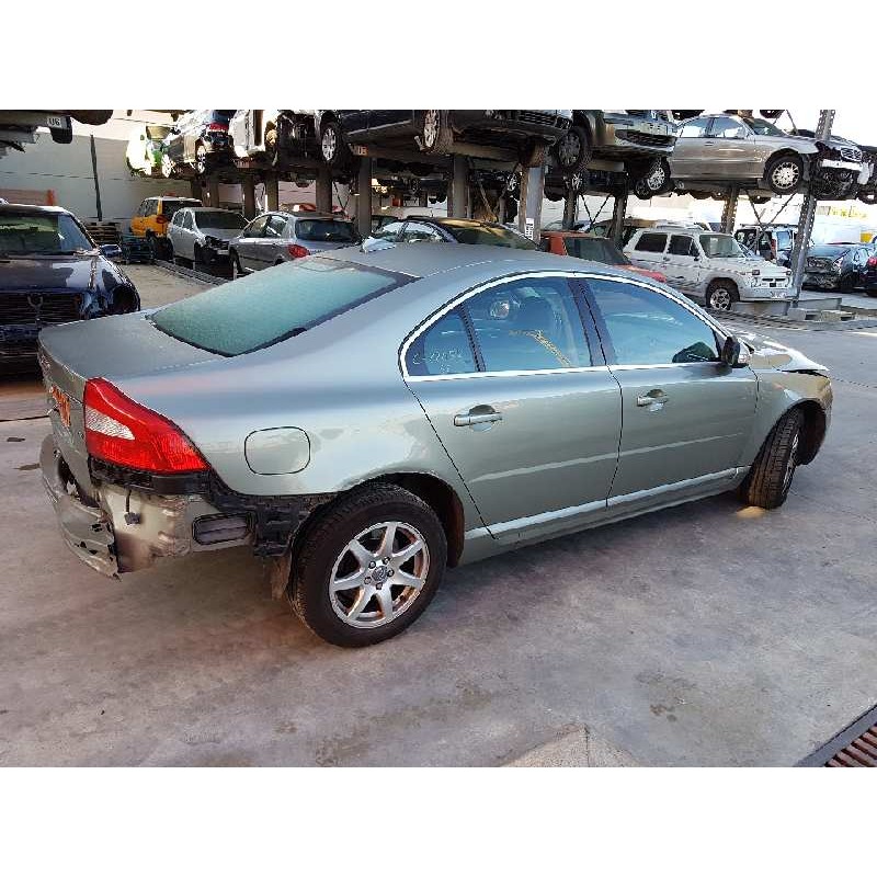 VOLVO S80 II (124) 2009