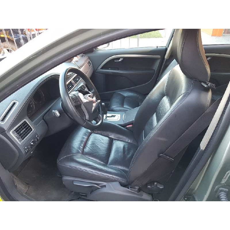 VOLVO S80 II (124) 2009