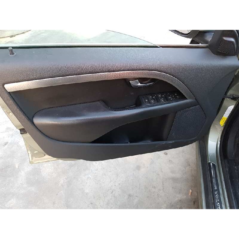 VOLVO S80 II (124) 2009