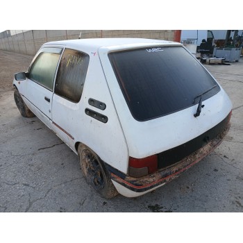 peugeot 205 del año 1995