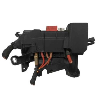 Recambio de caja reles / fusibles para mercedes-benz clase gla (w156) 200 cdi referencia OEM IAM A2465400182  
