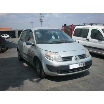 renault scenic ii del año 2004