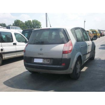 renault scenic ii del año 2004
