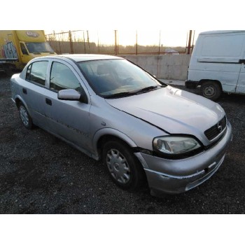 opel astra g berlina del año 1999