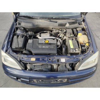 opel astra g berlina del año 2001