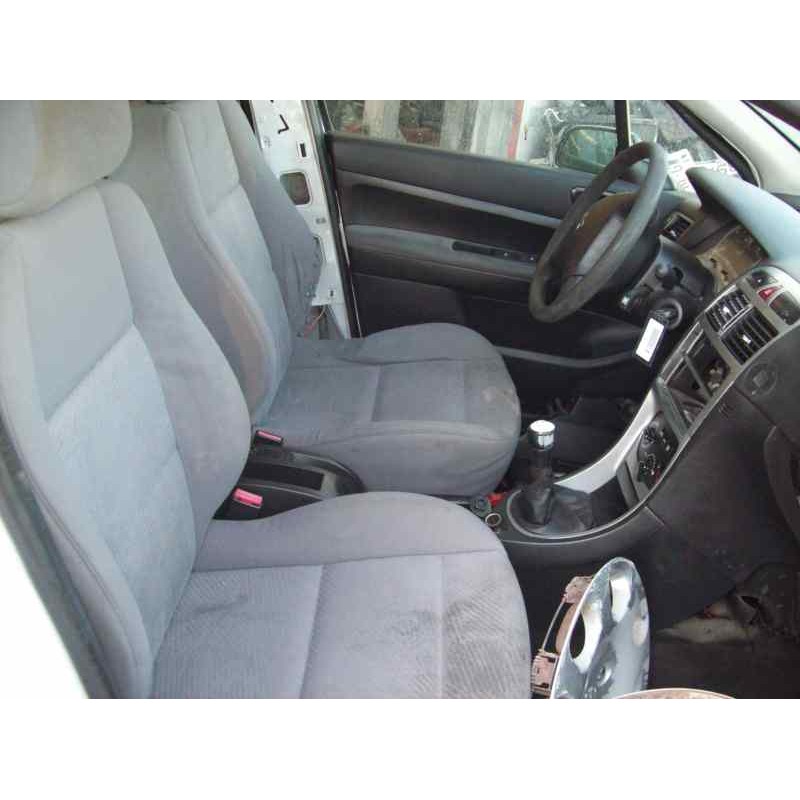 peugeot 307 (s1) del año 2001