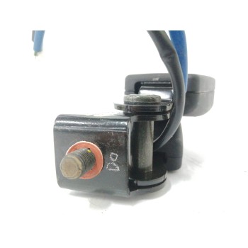 Recambio de enganche cinturon central para hyundai i20 1.4 crdi cat referencia OEM IAM 898401J2004X  