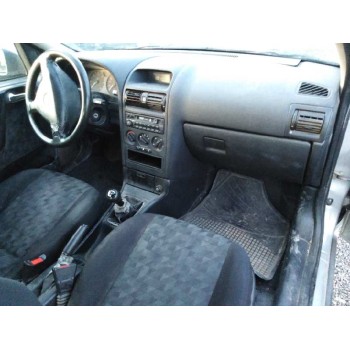 opel astra g berlina del año 1999