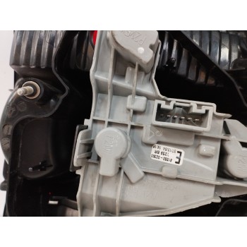 Recambio de piloto trasero derecho para toyota corolla (e12) 2.0 d-cat referencia OEM IAM   