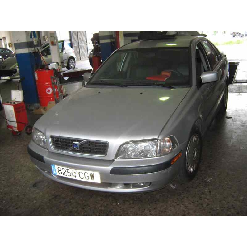 volvo s40 berlina del año 2003