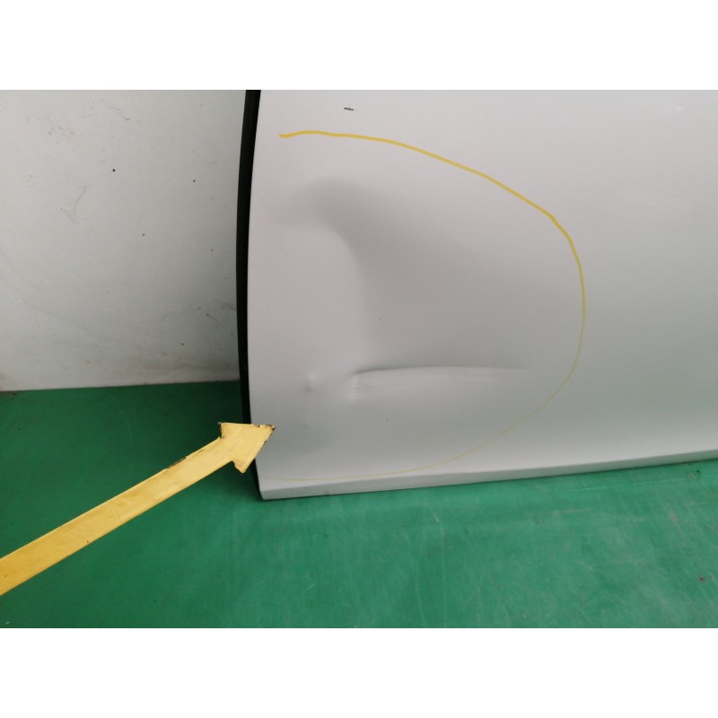 PUERTA DELANTERA IZQUIERDA NECESITA REPARACION OBSERVAR FOTOS