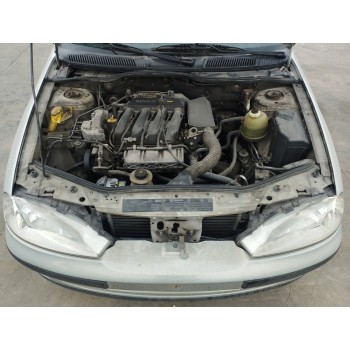 renault megane i fase 2 berlina (ba0) del año 1999