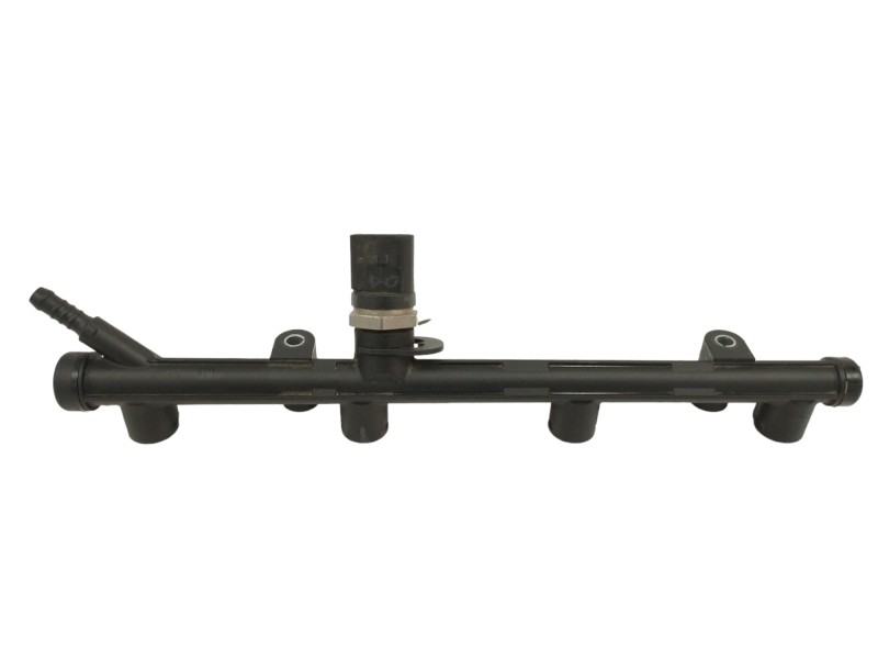 Recambio de rampa inyectora para volkswagen polo gti referencia OEM IAM 06K133681E  