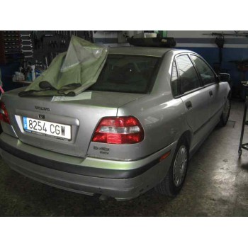 volvo s40 berlina del año 2003