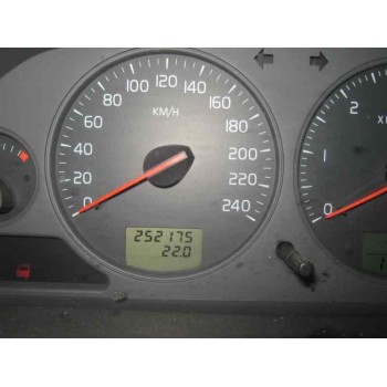 volvo s40 berlina del año 2003