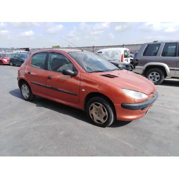 peugeot 206 berlina del año 2001